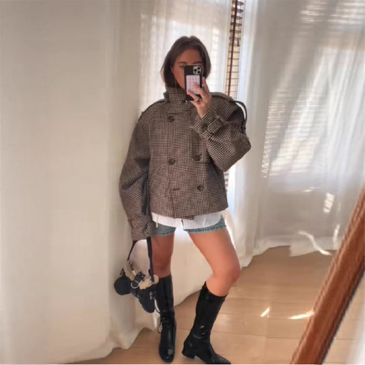 Fashionable Short Checkered Coat For Women